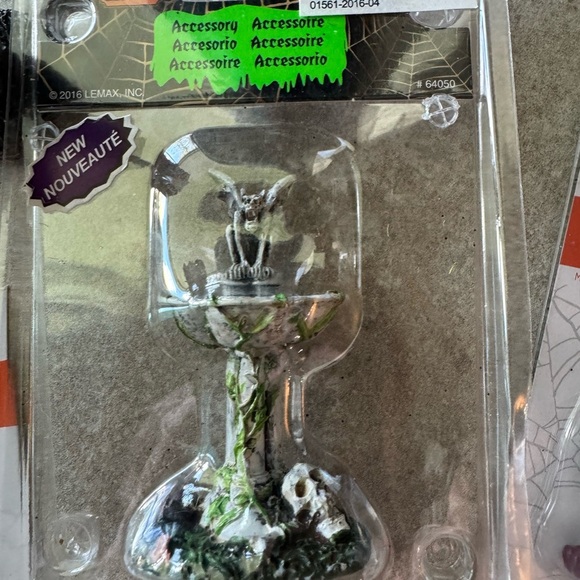 Goth garden miniature accessories - Picture 2 of 5